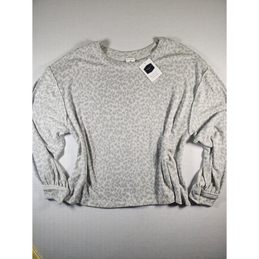 By Together Womens Grey‎ Leopard Print Long Sleeve Top Relaxed Fit Large RJ1639